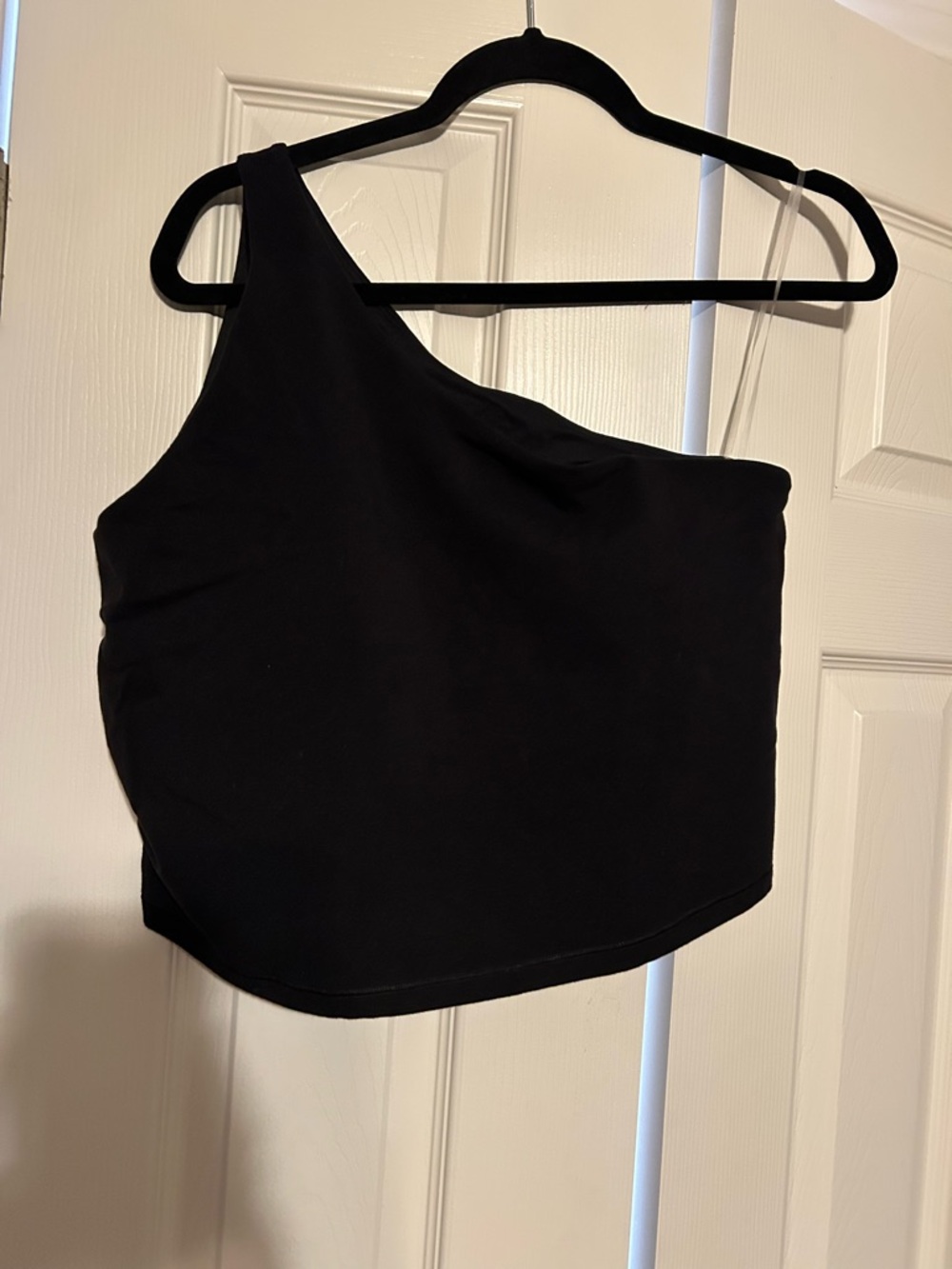 Old Navy Black One-Shoulder powerchill sports bra